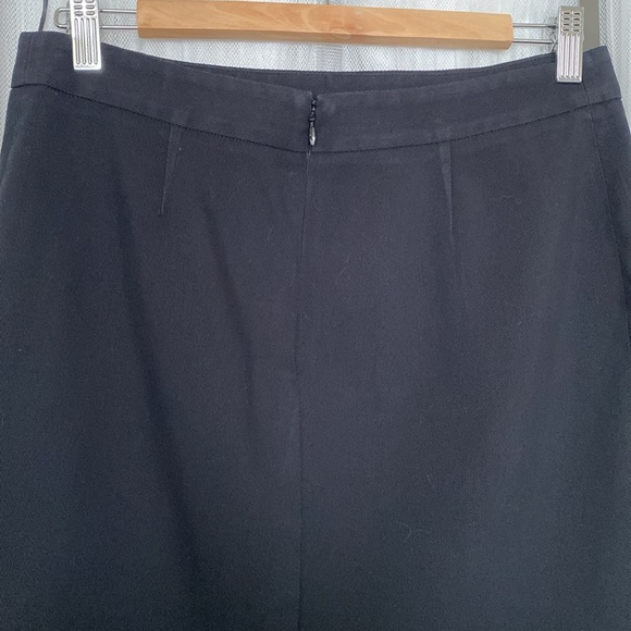 Salvatore Ferragamo Pencil black skirt!Office, business, work! Classic! Size 44 - Picture 5 of 13